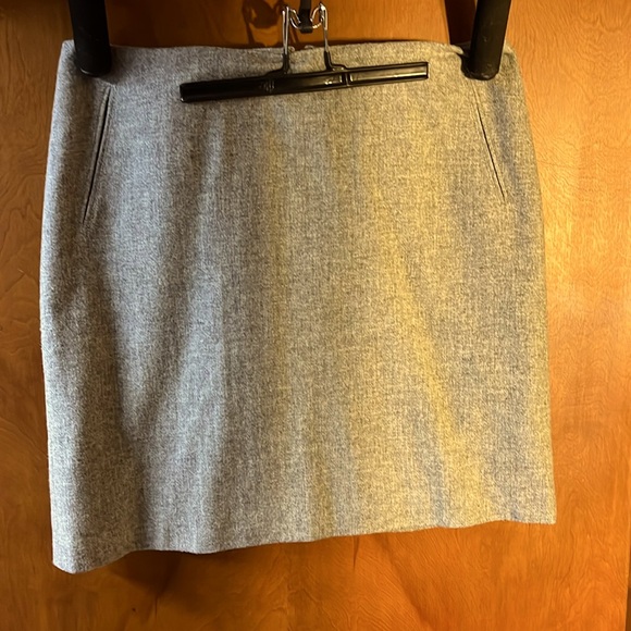 Talbots Dresses & Skirts - Classic Talbots grey wool straight skirt.Size 16. Fully lined. Invisible zipperr